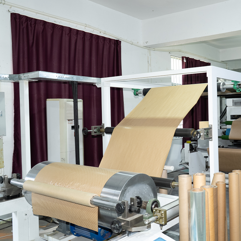 Papel aislante pintado con puntos de diamante (DDP)